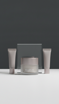 Radiant lift eye cream with caffeine